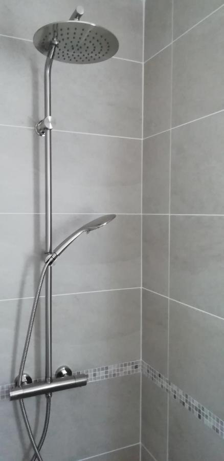 Cote Et Mer - Appartement Haut Standing Dans Villa Avec Piscine Et Vue Mer Taglio-Isolaccio Екстериор снимка