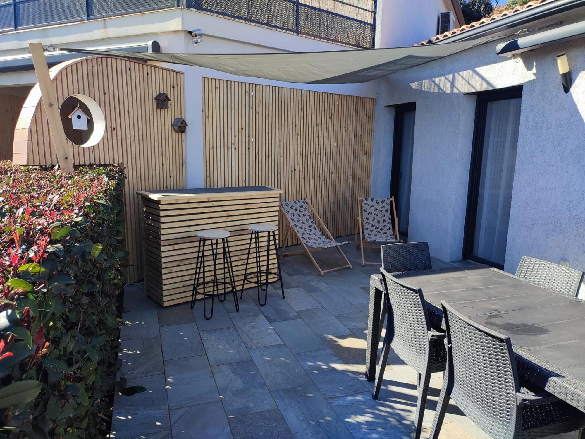 Cote Et Mer - Appartement Haut Standing Dans Villa Avec Piscine Et Vue Mer Taglio-Isolaccio Екстериор снимка