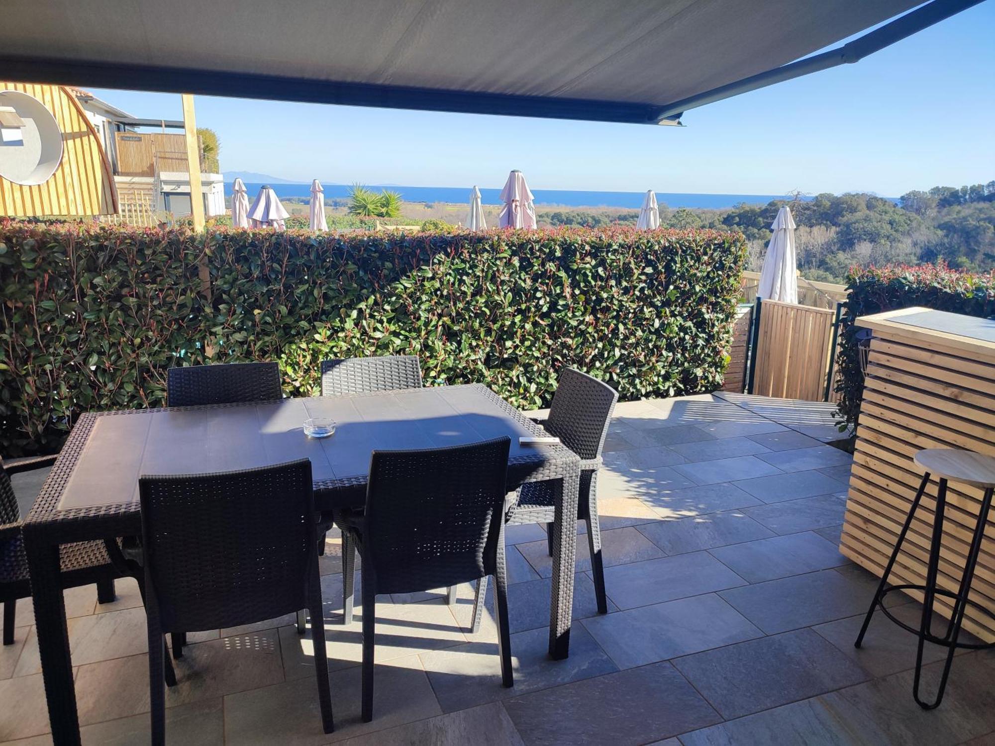Cote Et Mer - Appartement Haut Standing Dans Villa Avec Piscine Et Vue Mer Taglio-Isolaccio Екстериор снимка